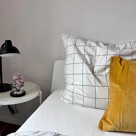 In Gepflegter Mit Parkplatz - 2 Homestay Paderborn